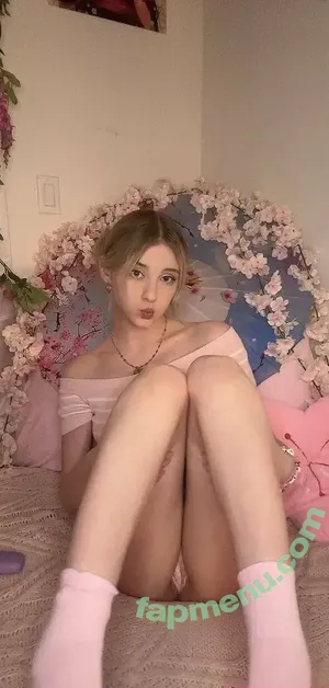 melodymarksx / melodymarksxxofficial nude photo #0205