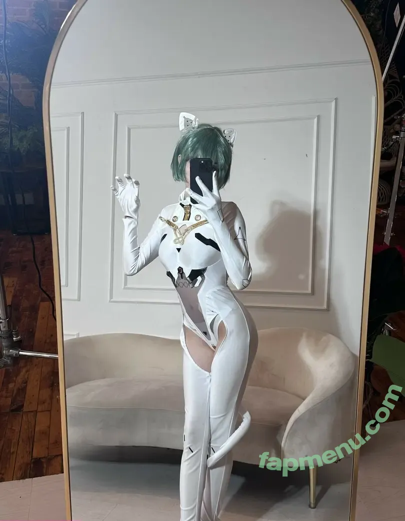 Melondoki nude photo #0345 (meloncali / melondokii)