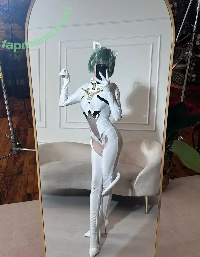 Melondoki nude photo #0346 (meloncali / melondokii)