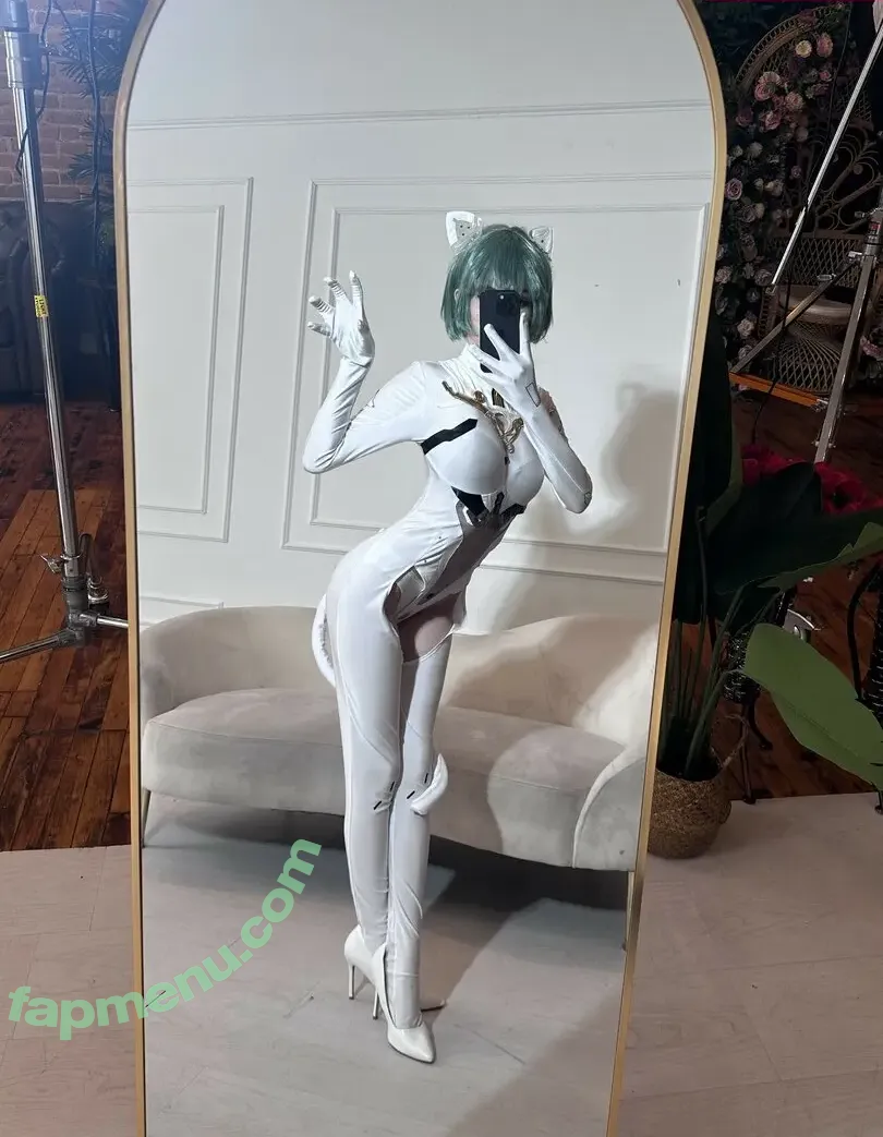 Melondoki nude photo #0353 (meloncali / melondokii)