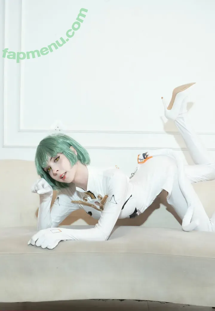 Melondoki nude photo #0391 (meloncali / melondokii)