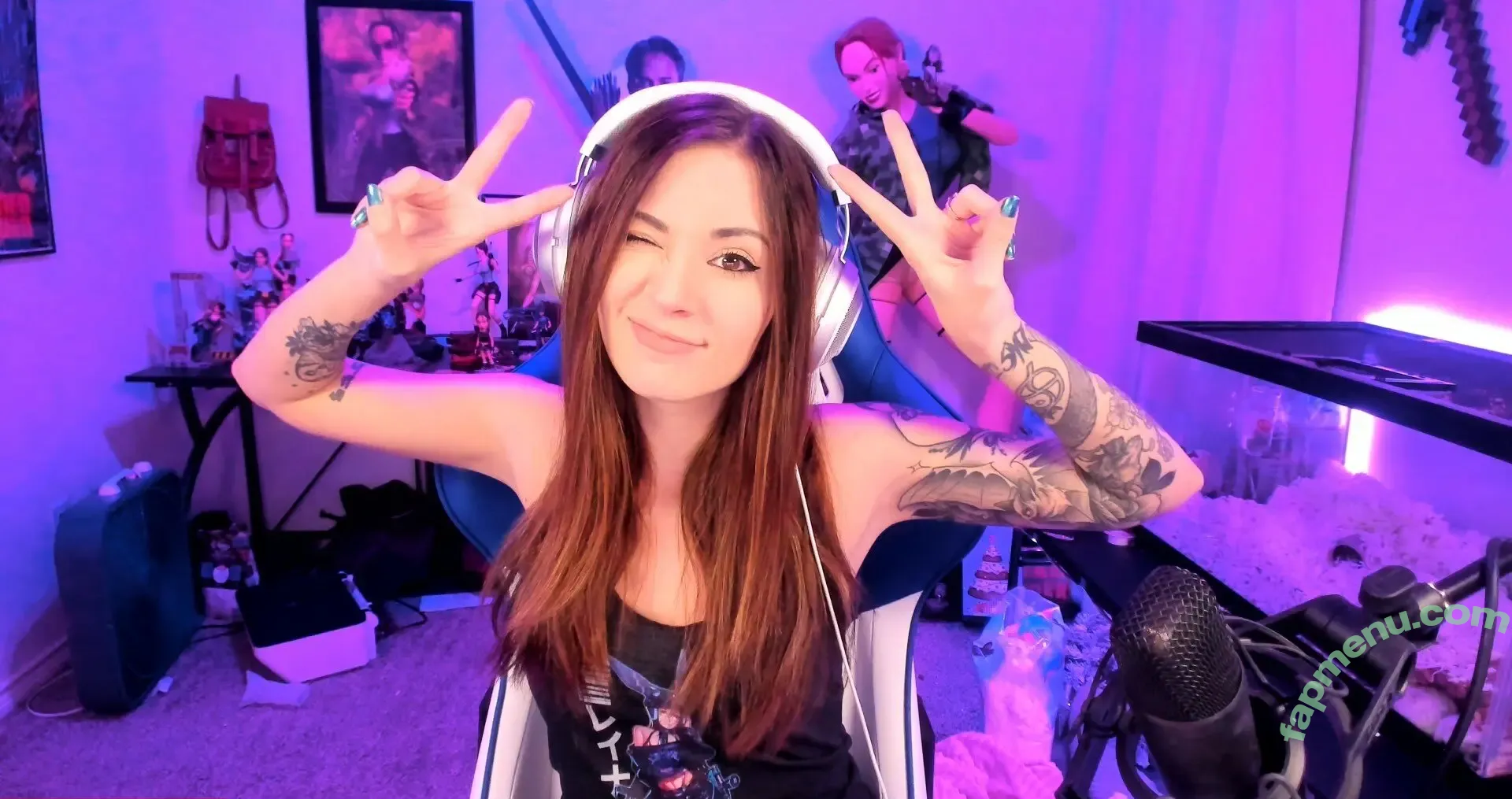 MelonieMac nude photo #0402 (MelonieMac)