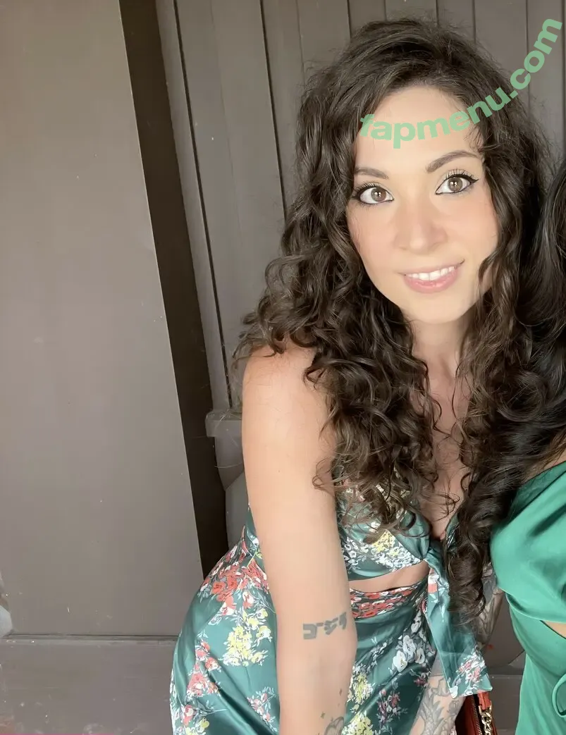 MelonieMac nude photo #0433 (MelonieMac)