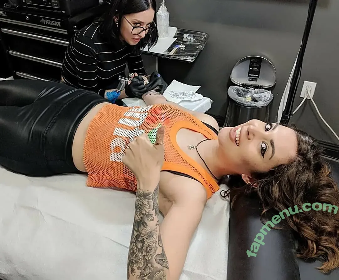 MelonieMac nude photo #0452 (MelonieMac)