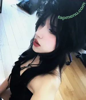  nude photo #0002
