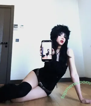  nude photo #0005