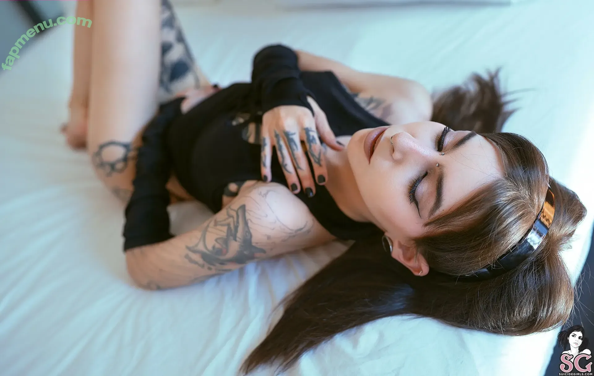 Mery_blackwidow nude photo #0008 (Mery_blackwidow)