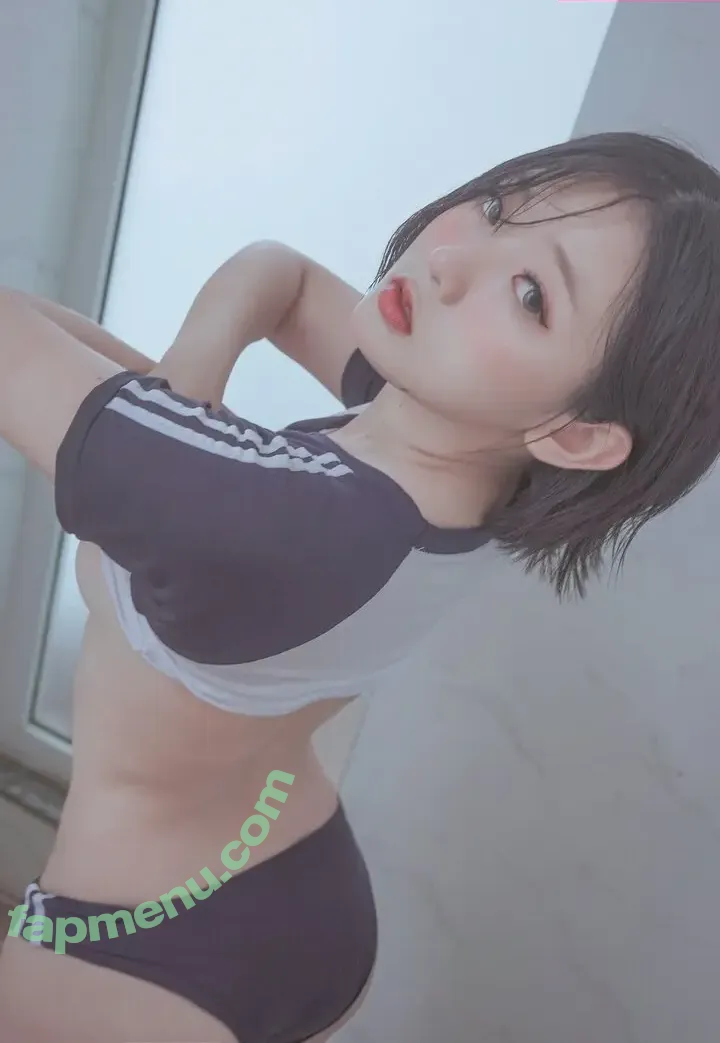Messie Huang nude photo #0040 (Messie 黄 Cosplay / messiecosplay)