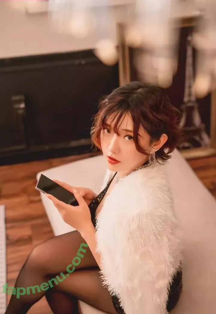 Messie Huang nude photo #0052 (Messie 黄 Cosplay / messiecosplay)