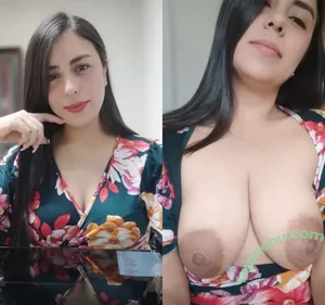 Mia Amorcito nude photo #0005