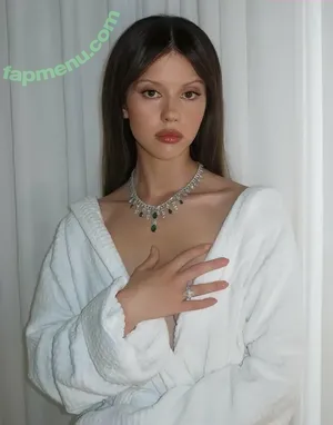 Mia Goth / goth.mia / officalmiagoth nude photo #0299