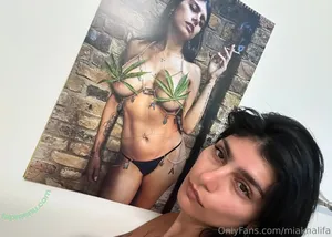 Mia Khalifa / miakhalifa nude photo #0286