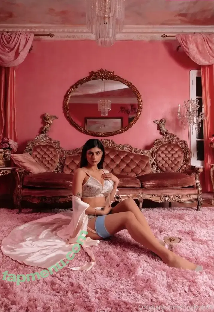 Mia Khalifa nude photo #0304 (miakhalifa)