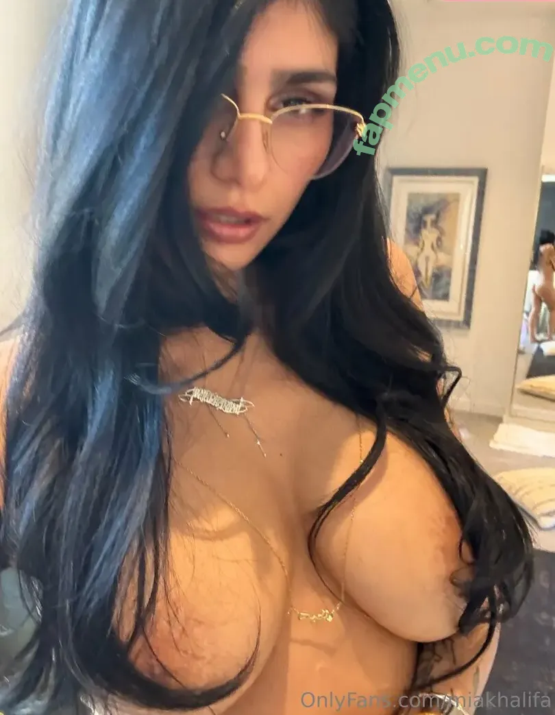 Mia Khalifa nude photo #0590 (miakhalifa)