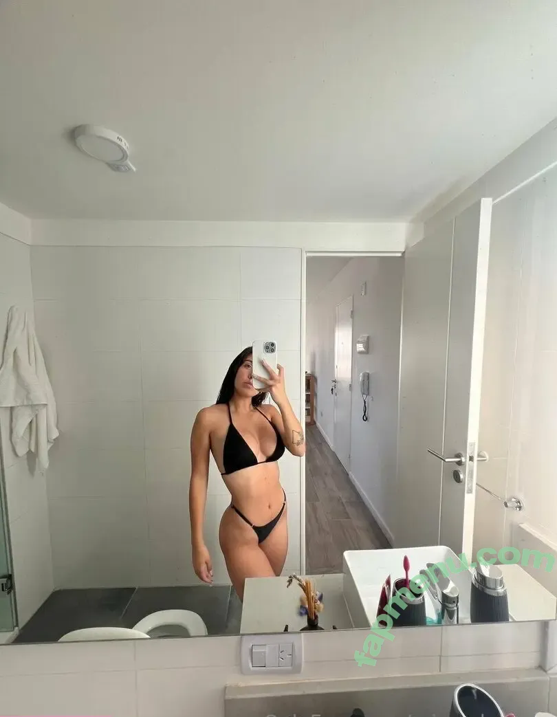 mia.valentina nude photo #0004 (miavalentinah)