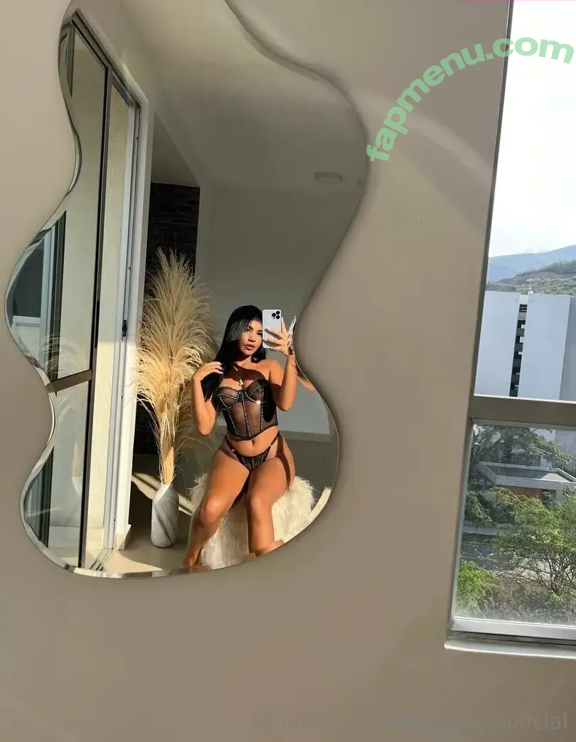 miacollinss nude photo #0027 (miacollinsss)