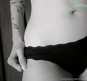mialat / mialat_ nude photo #0005