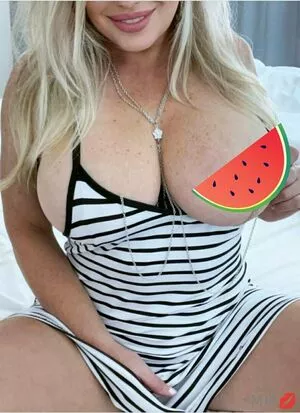 miamartin_1 / miamartin__ nude photo #0480