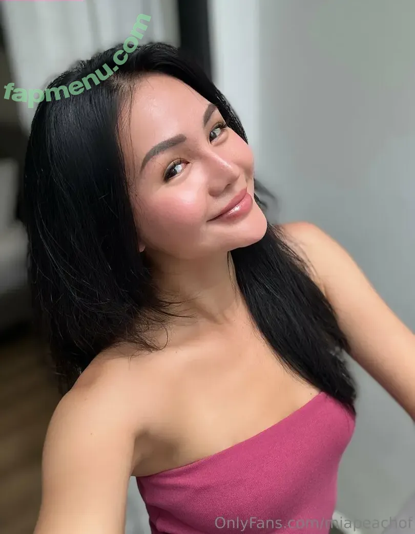 miapeachof nude photo #0064 (_miapeachy)