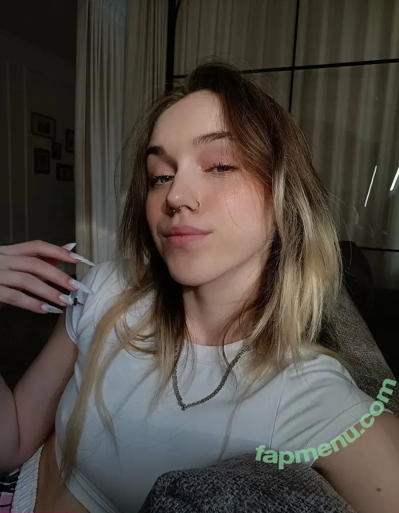 miapixel nude photo #0040 (miapixel_studio)