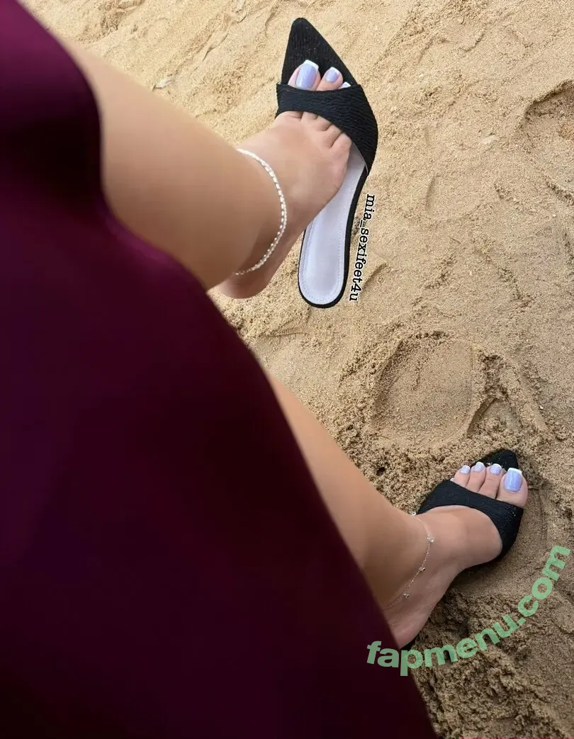 miasexifeet4u nude photo #0023 (miasexifeet4u)