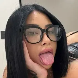 Miasophiak / miasophiatv nude photo #0007