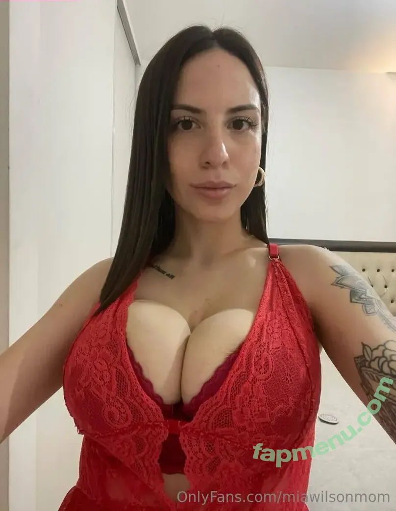 miawilsonmom nude photo #0032 (miawilsonn)