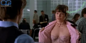 Michaela Conlin / michaelaconlin nude photo #0017