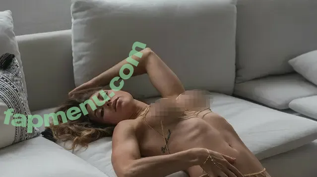 Michelle Chiara Montorsi nude photo #0033 (michelleyogina)