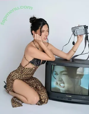 Michelle Mendizábal / mish_mend nude photo #0064