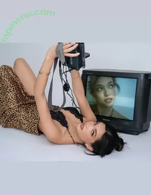 Michelle Mendizábal / mish_mend nude photo #0067