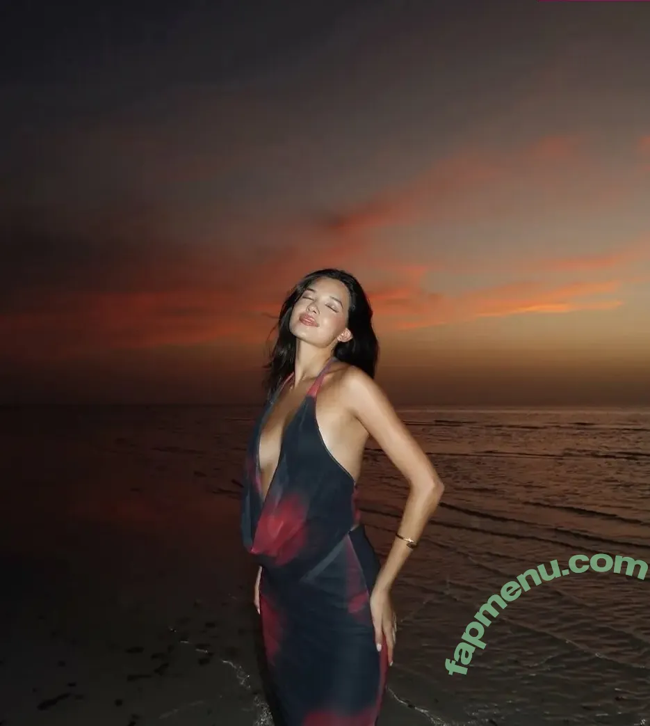 Michelle Mendizábal nude photo #0100 (mish_mend)