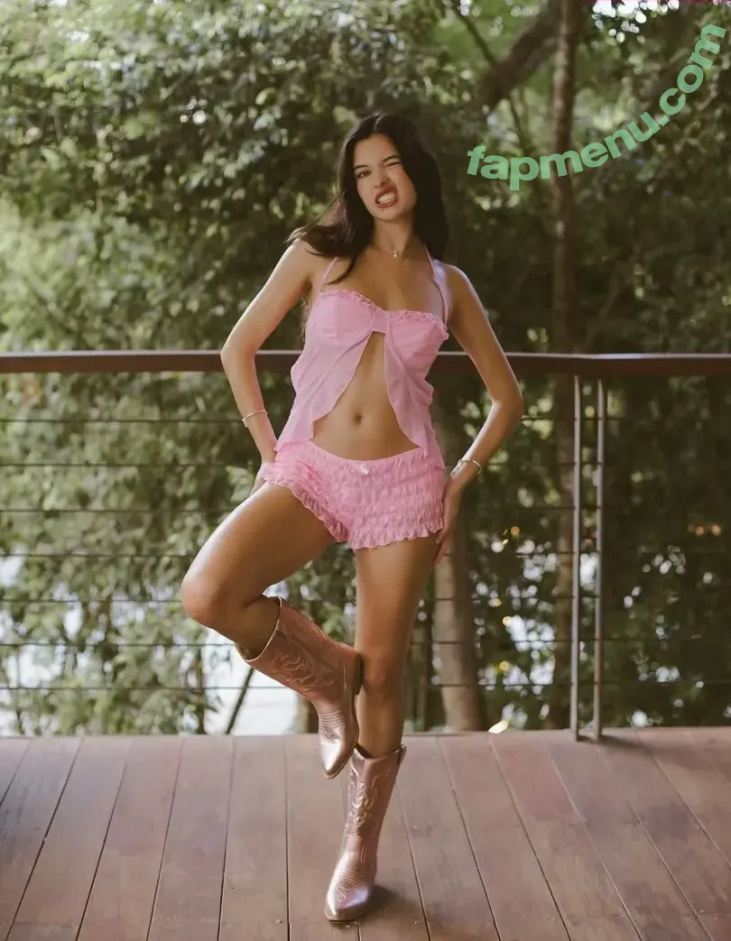 Michelle Mendizábal nude photo #0107 (mish_mend)
