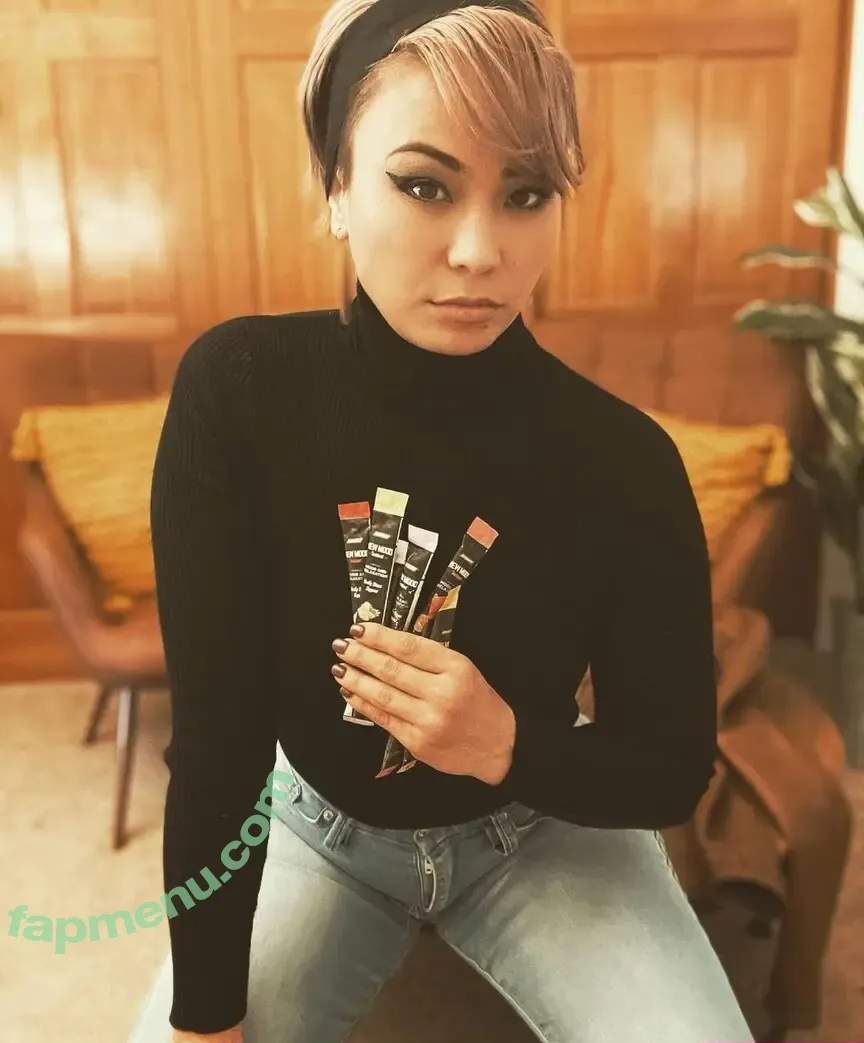 Michelle Waterson nude photo #0121 (Karate Hottie / karatehottiemma)