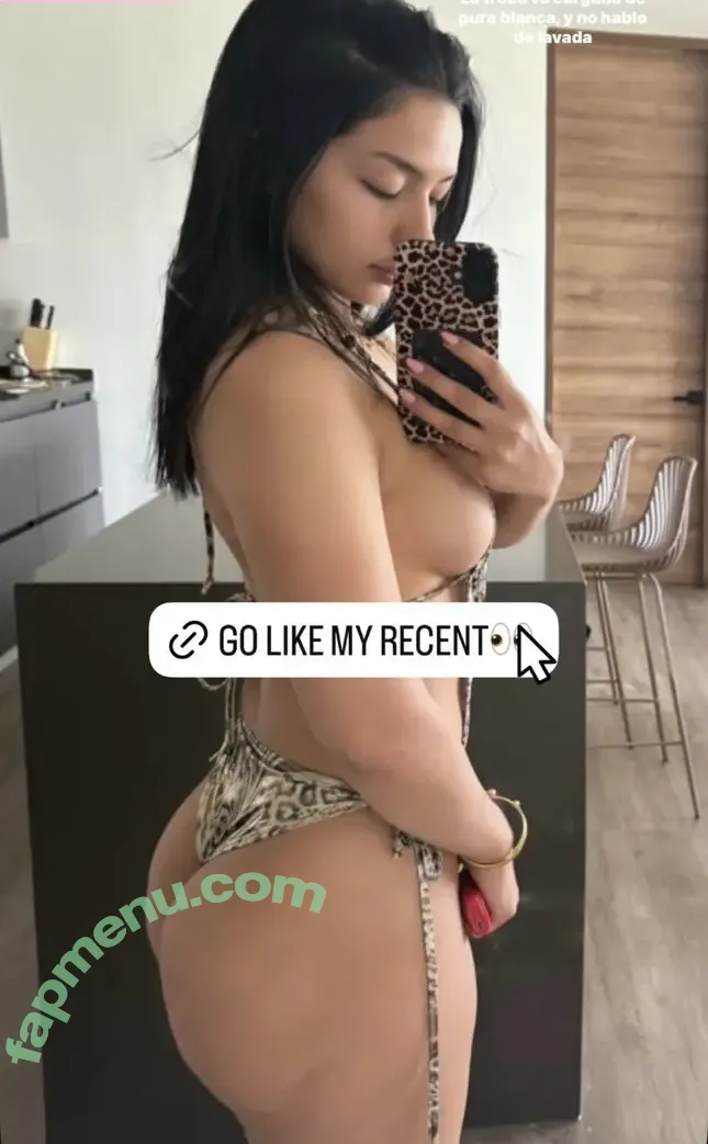 Michenao nude photo #0036 (XsMiche / michenaofficial / miichenao)