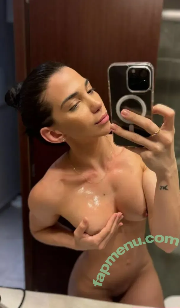 Mickaely Ferreira nude photo #0003 (mikaely.fer)