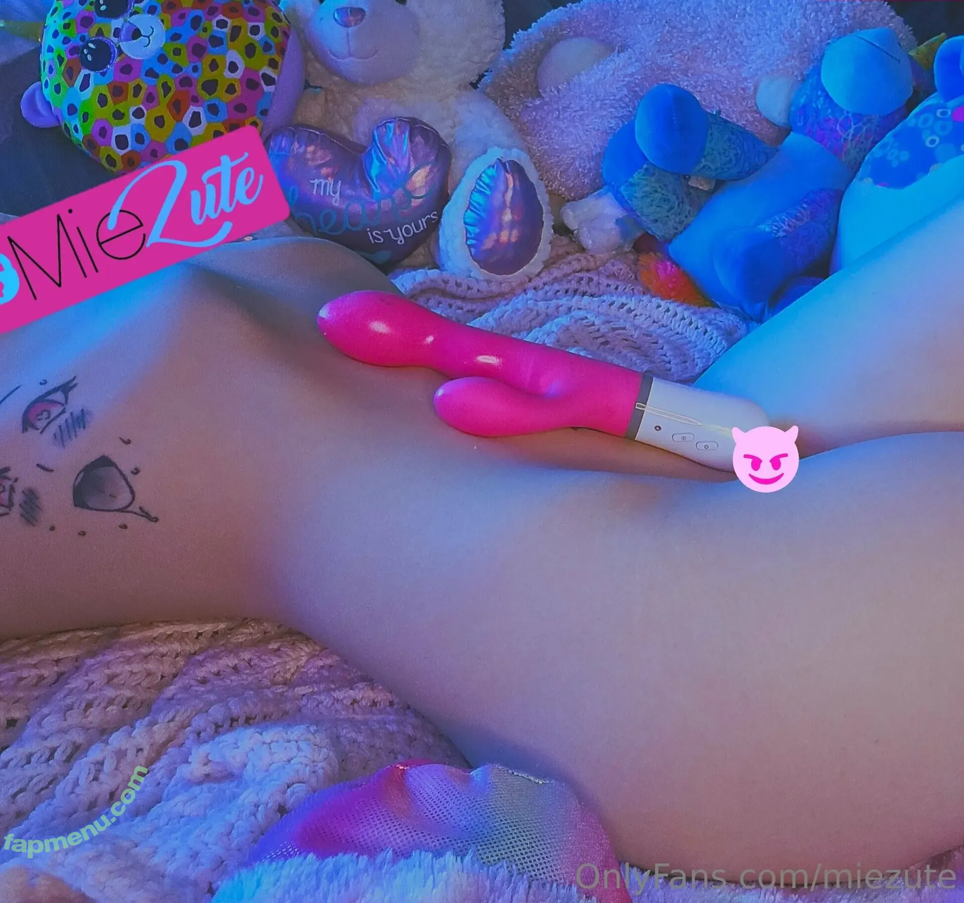 miezute nude photo #0001 (miezutecosplay)