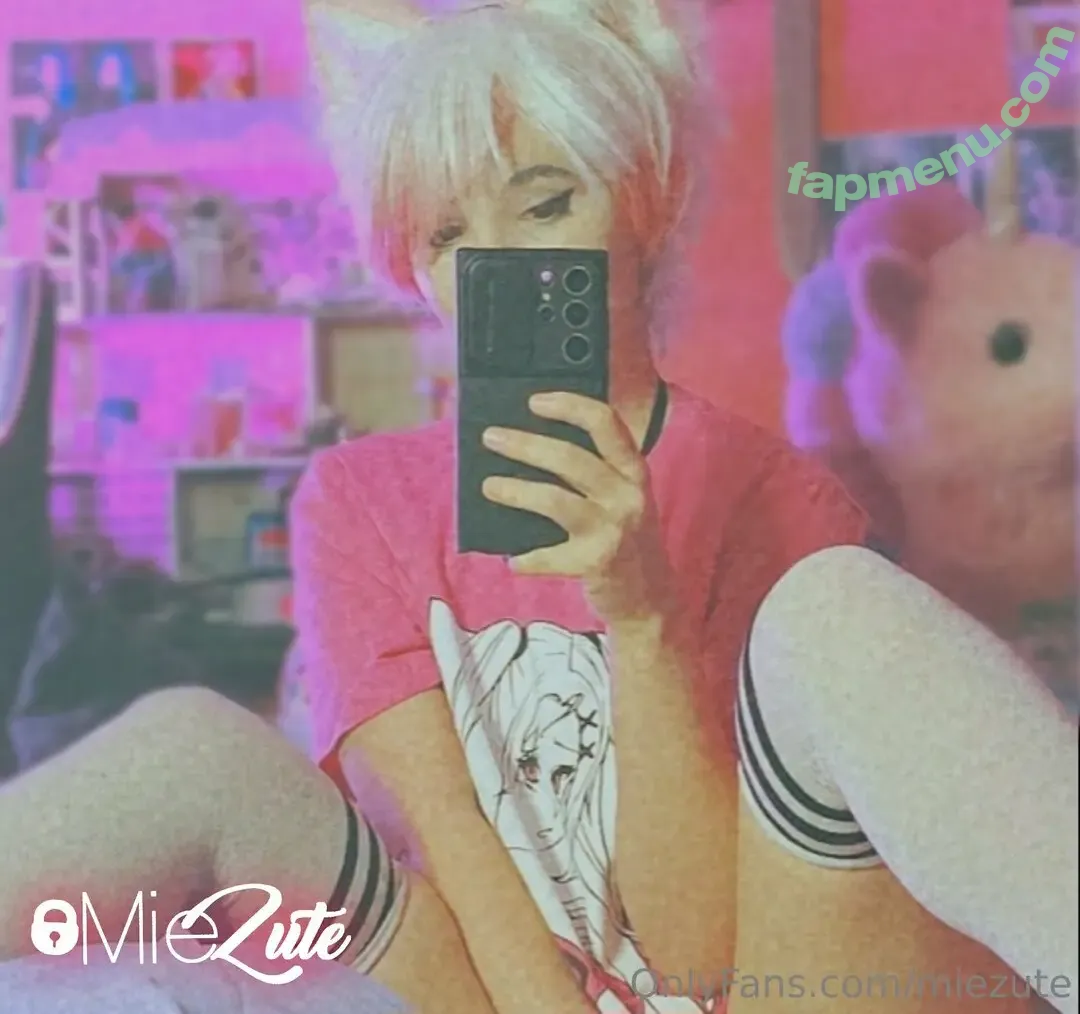 miezute nude photo #0002 (miezutecosplay)