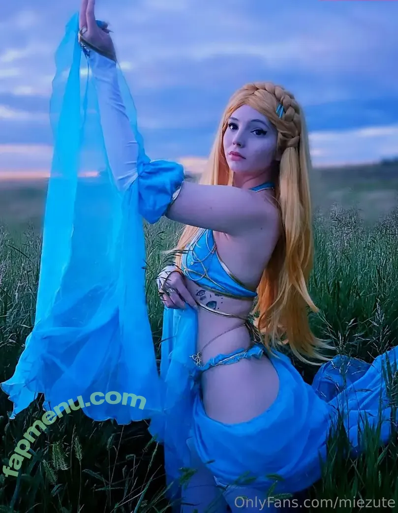 miezute nude photo #0038 (miezutecosplay)