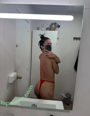miia_kiki / kiki.kivi / kissedkiki nude photo #0022