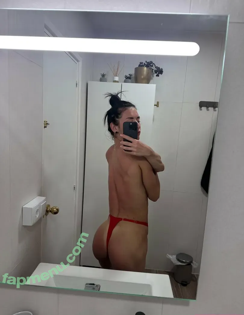 miia_kiki nude photo #0022 (kiki.kivi / kissedkiki)