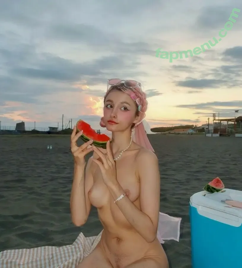 Mikan Mandarin nude photo #0007 (mikan.mandarin / mikan_cosfree)