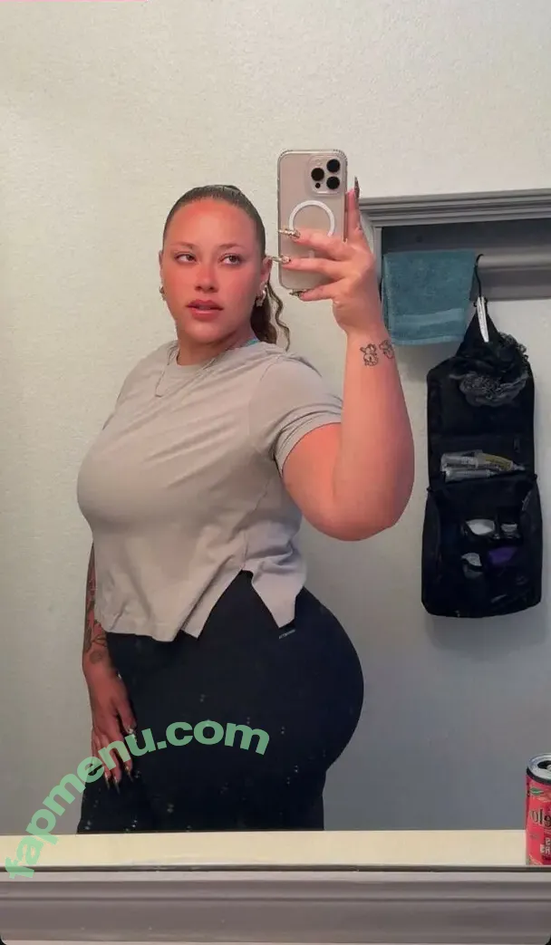 Mikayla Shea nude photo #0018 (yobo_mikayla)
