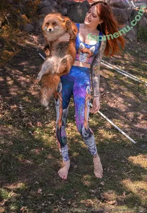 mikaylarainesfans / saveafox_rescue nude photo #0118
