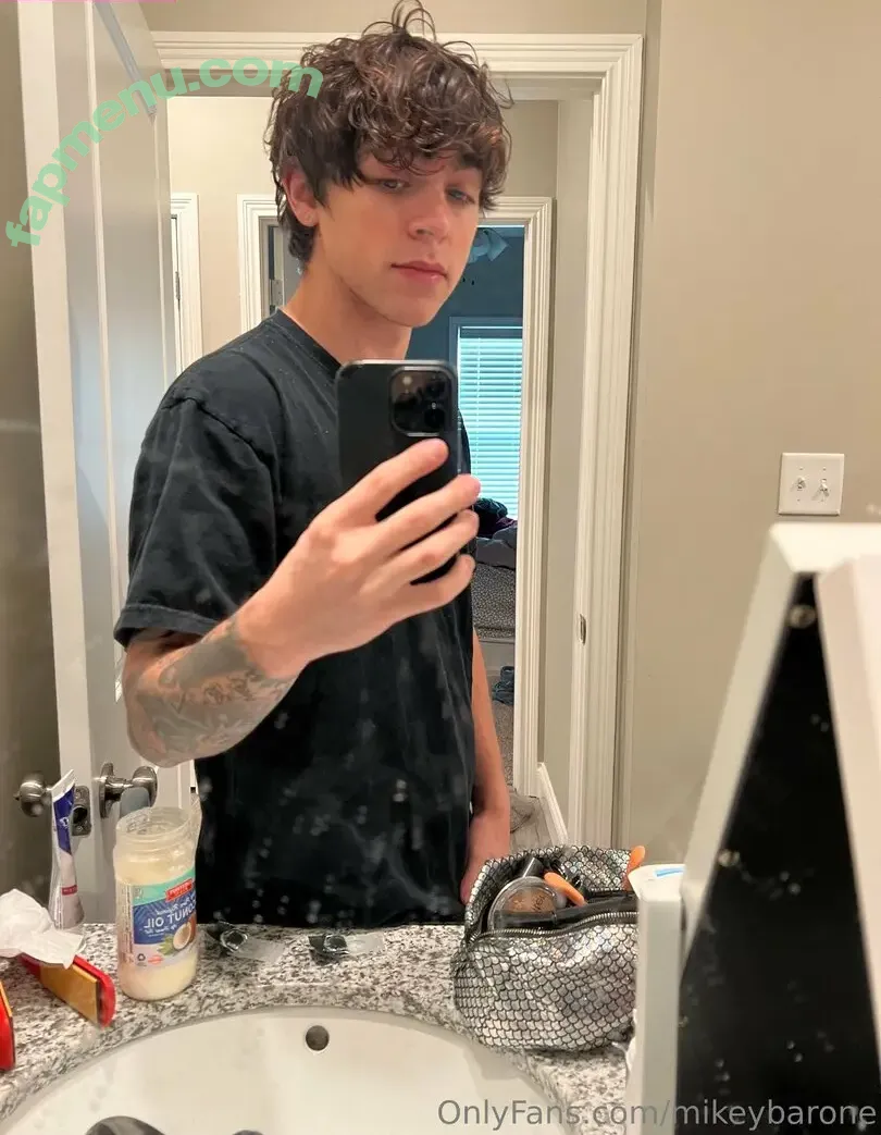 mikeybarone nude photo #0087 (mikeybarone)