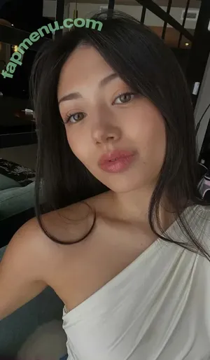 Miku Martineau / miku.martineau nude photo #0085