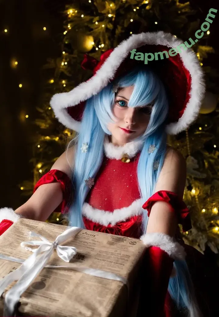 MikureiCosplay nude photo #0003 (mikuracosplay)
