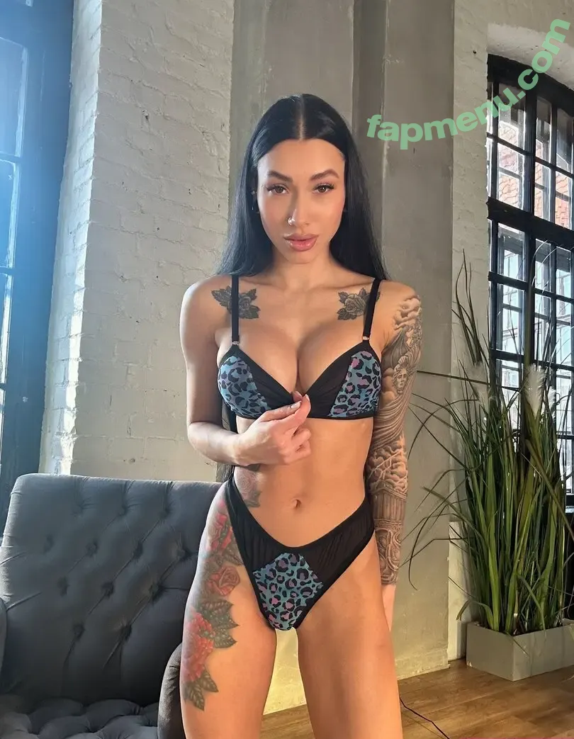 milablvck nude photo #0203 (milabl4ck / miladenver)