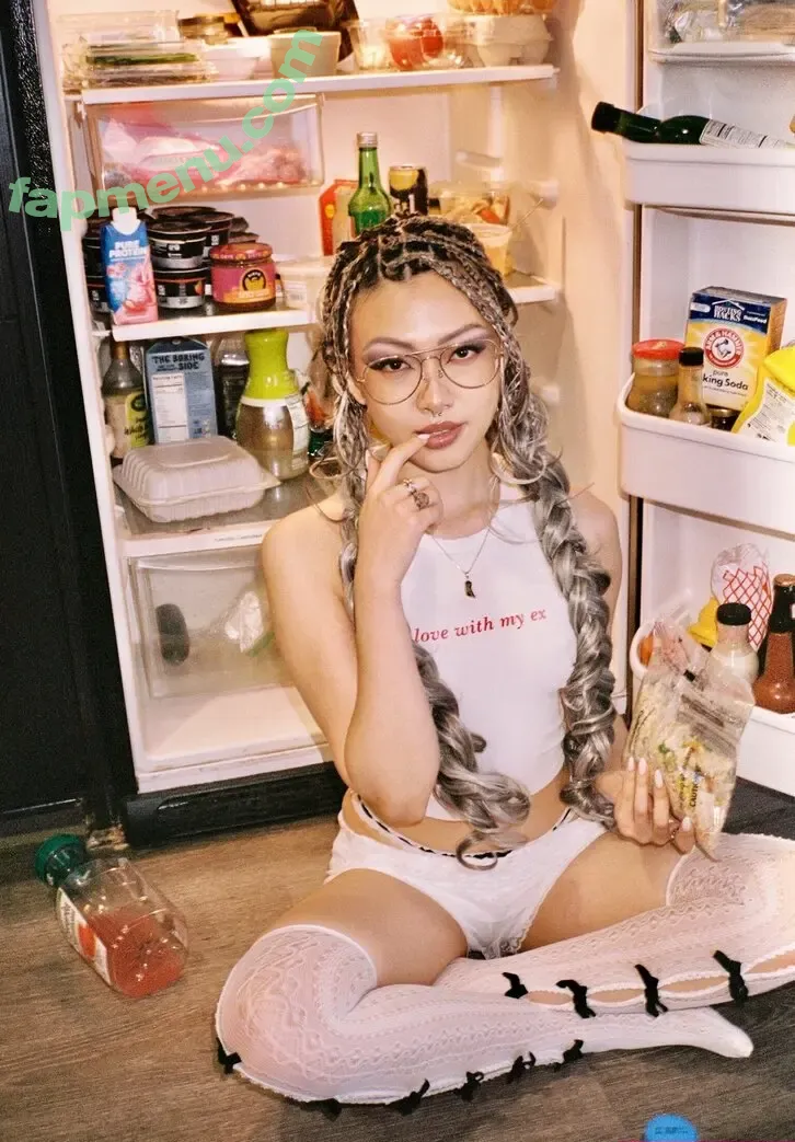 milakoisfw nude photo #0024 (milakoisworld)