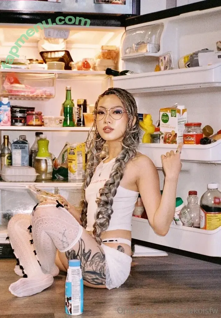 milakoisfw nude photo #0034 (milakoisworld)